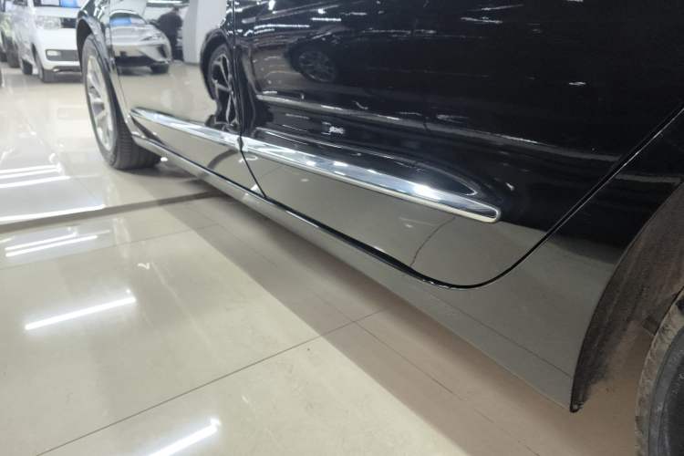 Used Buick LaCrosse 2022 552T Luxury Version Left Side Sill