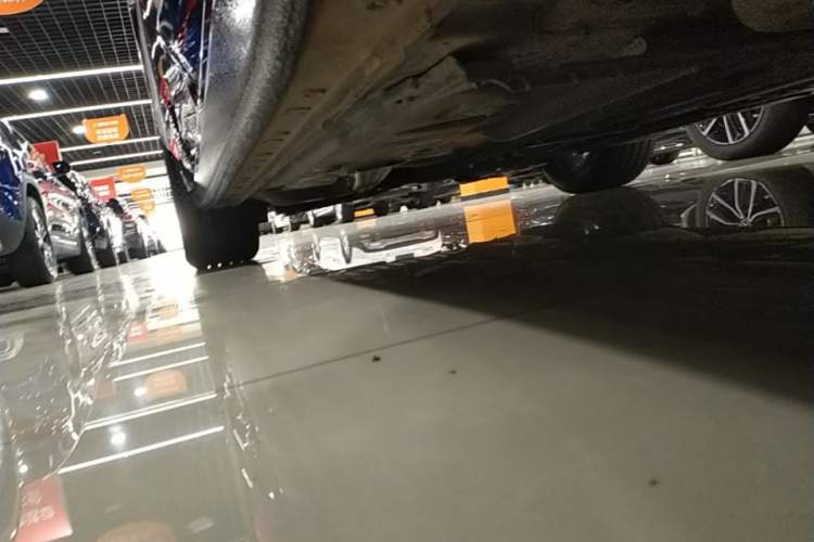 Used Buick LaCrosse 2022 552T Luxury Version Left Side Sill