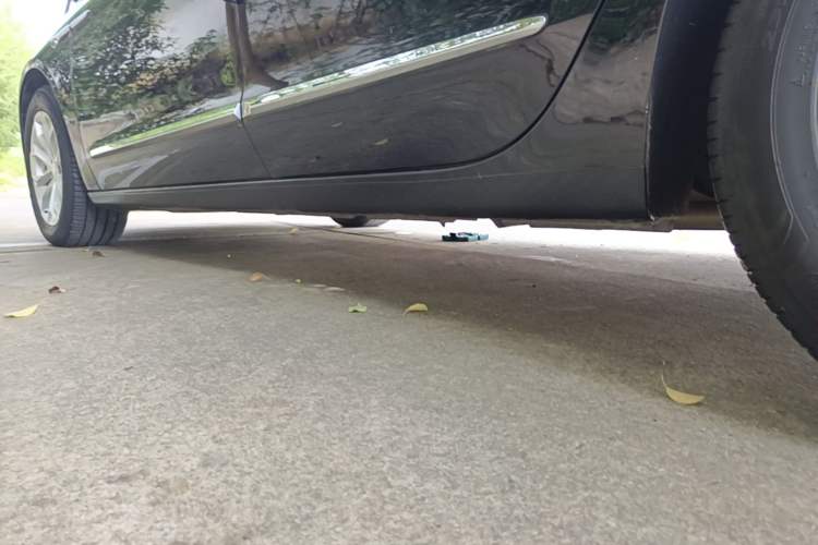 Used Buick LaCrosse 2022 552T Luxury Version Left Side Sill