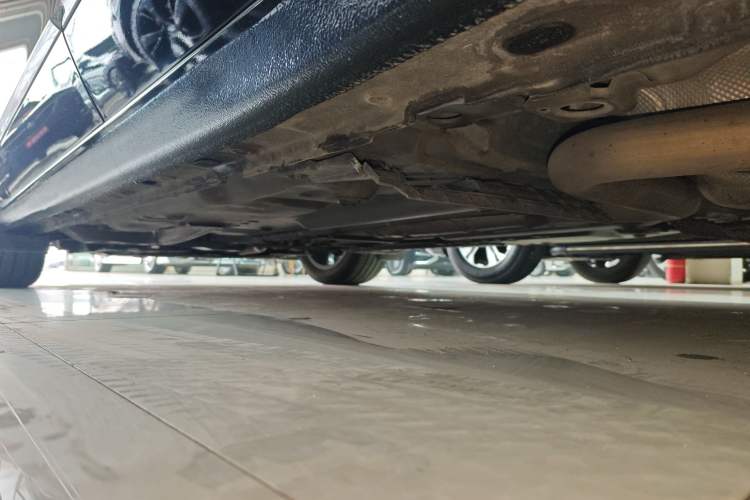 Used Buick LaCrosse 2022 652T Luxury Version Left Side Sill