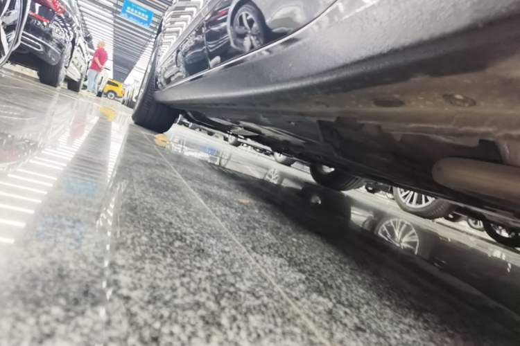 Used Buick LaCrosse 2022 552T Luxury Version Left Side Sill
