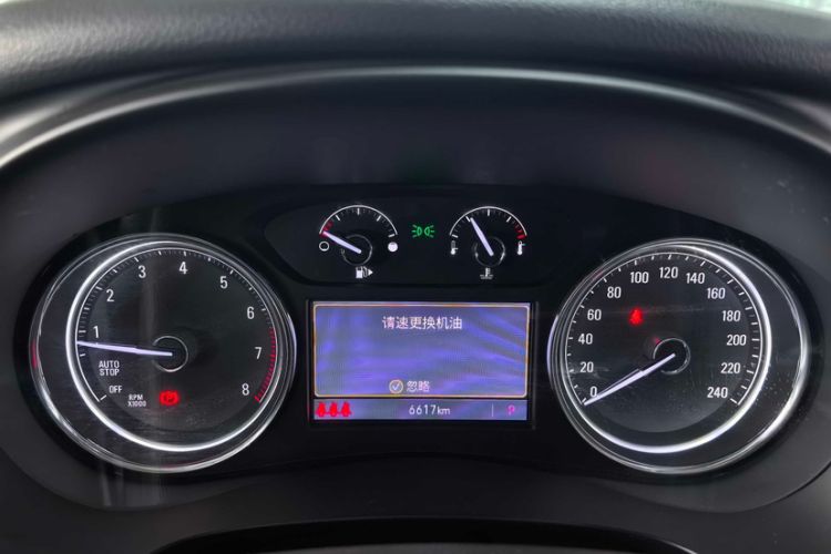 Used Buick LaCrosse 2022 552T Luxury Version Odometer Close Up