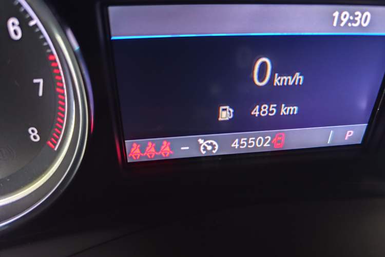 Used Buick LaCrosse 2022 652T Luxury Version Odometer Close Up
