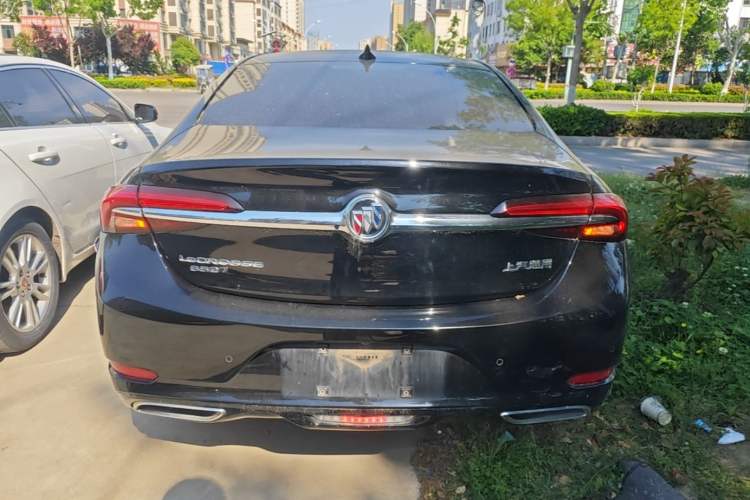 Used Buick LaCrosse 2022 652T Luxury Version Rear