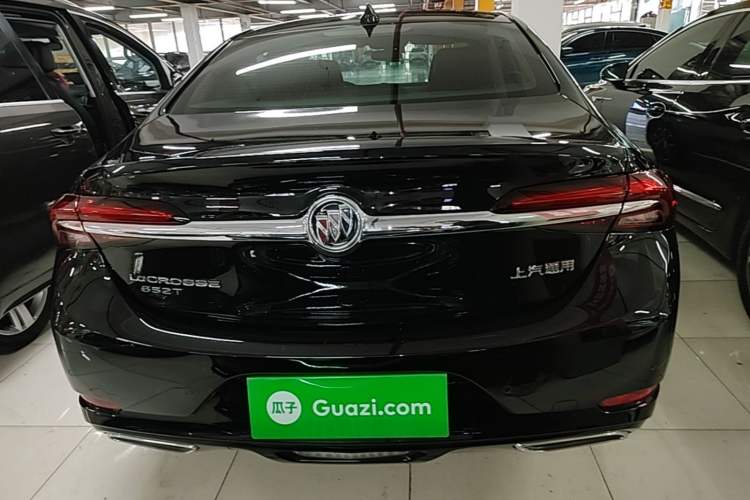 Used Buick LaCrosse 2022 652T Luxury Version Rear