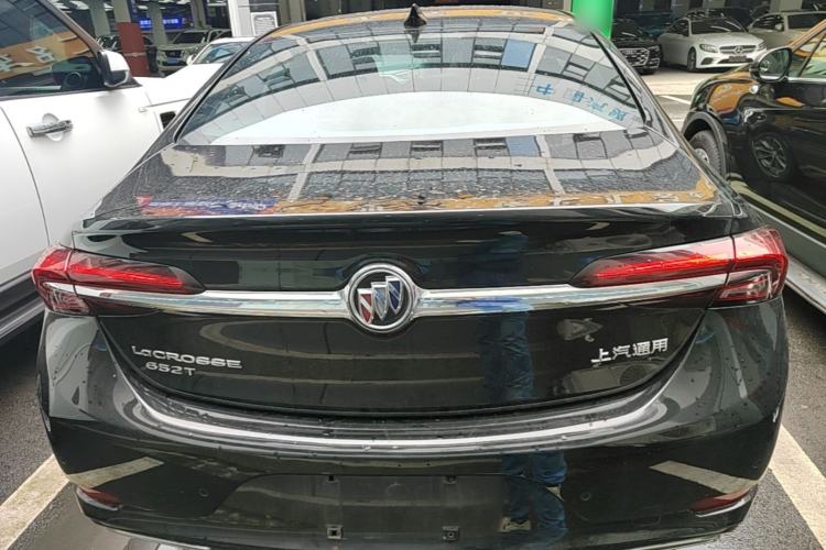 Used Buick LaCrosse 2022 652T Luxury Version Rear