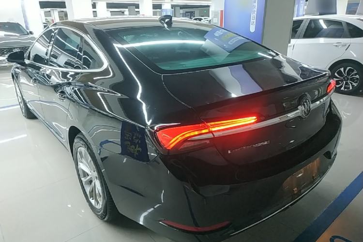 Used Buick LaCrosse 2022 552T Luxury Version Rear Left 45 Deg