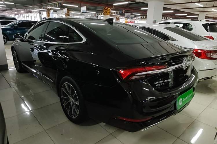 Used Buick LaCrosse 2022 652T Luxury Version Rear Left 45 Deg
