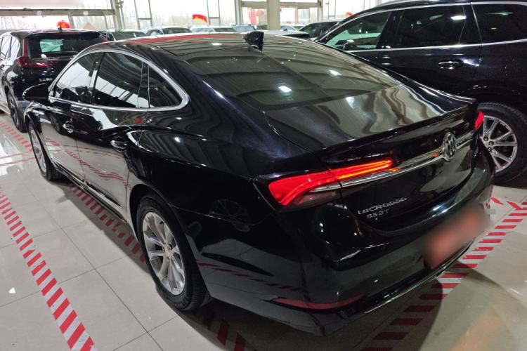 Used Buick LaCrosse 2022 552T Luxury Version Rear Left 45 Deg