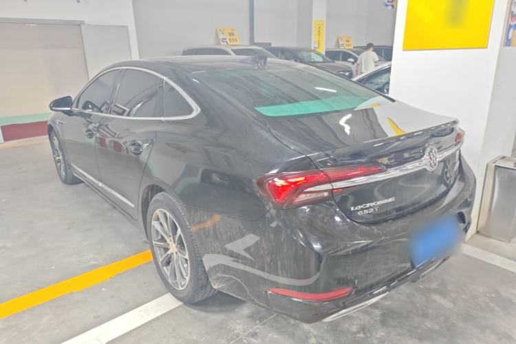 Used Buick LaCrosse 2022 652T Luxury Version Rear Left 45 Deg