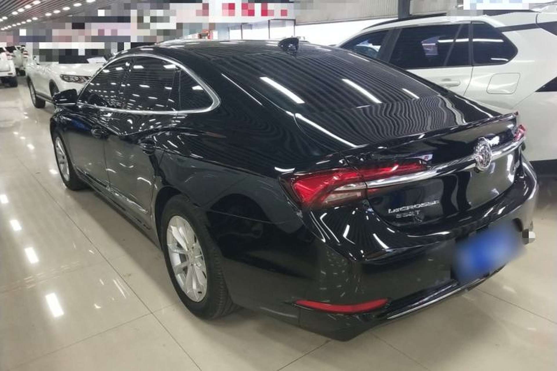Used Buick LaCrosse 2022 552T Luxury Version Rear Left 45 Deg