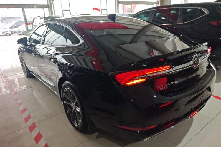 Used Buick LaCrosse 2022 652T Luxury Version Rear Left 45 Deg