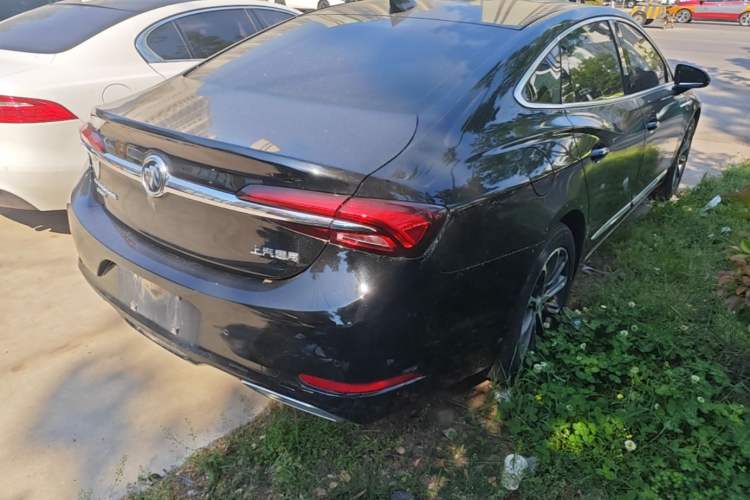 Used Buick LaCrosse 2022 652T Luxury Version Rear Right 45 Deg