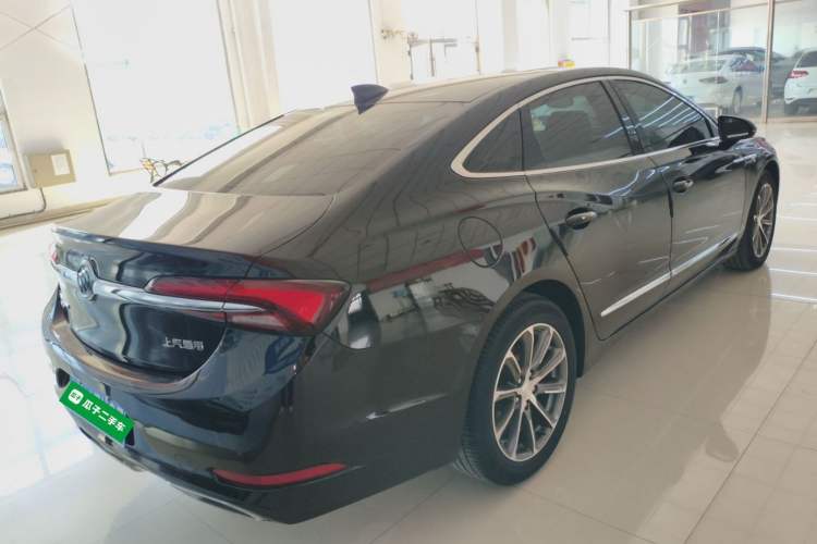 Used Buick LaCrosse 2022 652T Luxury Version Rear Right 45 Deg