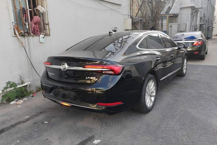 Used Buick LaCrosse 2022 552T Luxury Version Rear Right 45 Deg