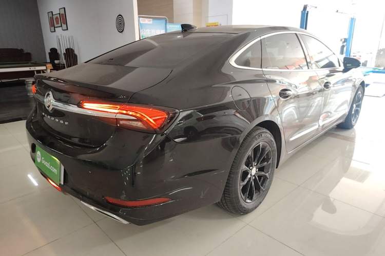 Used Buick LaCrosse 2022 552T Luxury Version Rear Right 45 Deg