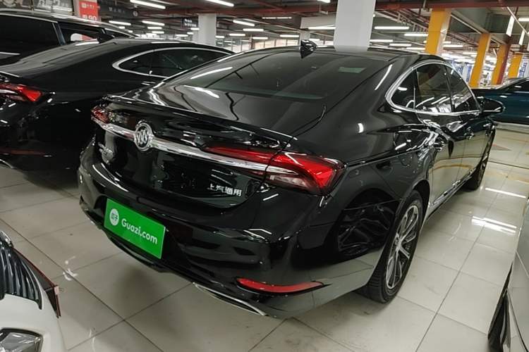 Used Buick LaCrosse 2022 652T Luxury Version Rear Right 45 Deg