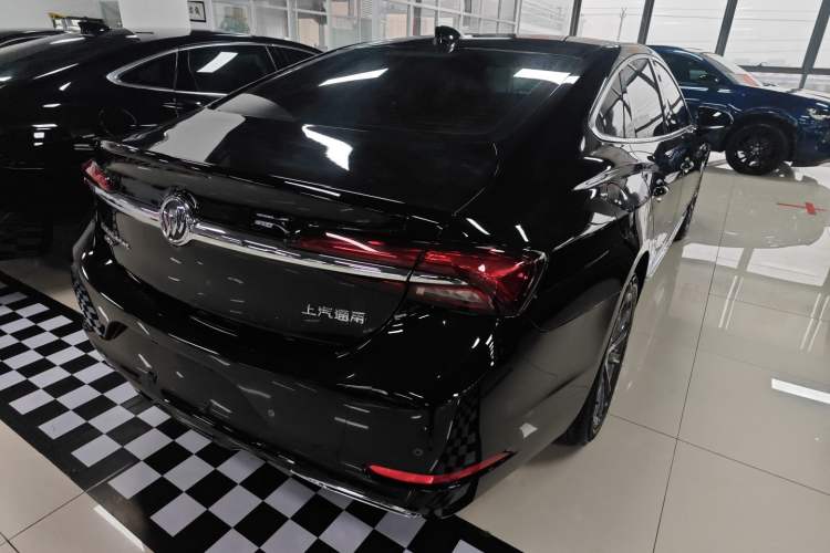 Used Buick LaCrosse 2022 652T Luxury Version Rear Right 45 Deg