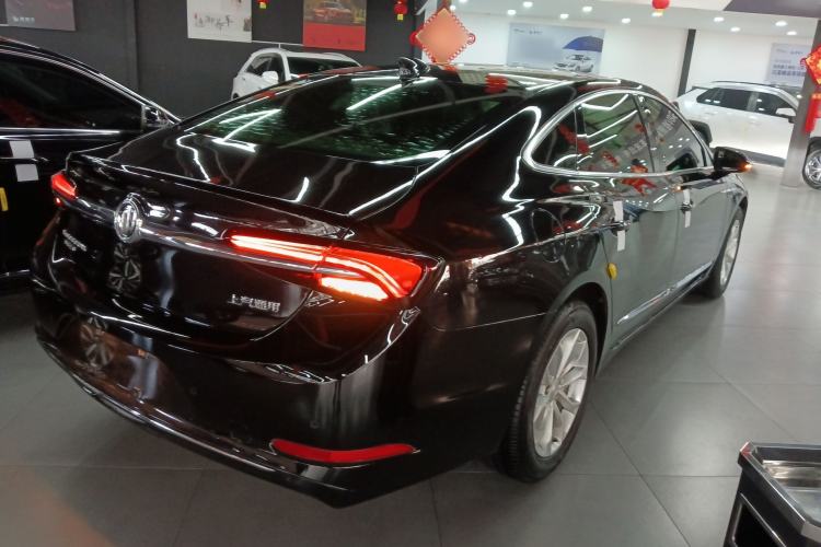 Used Buick LaCrosse 2022 552T Luxury Version Rear Right 45 Deg