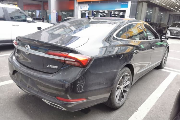 Used Buick LaCrosse 2022 652T Luxury Version Rear Right 45 Deg
