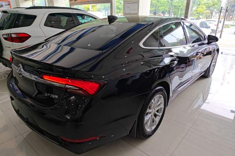 Used Buick LaCrosse 2022 552T Luxury Version Rear Right 45 Deg