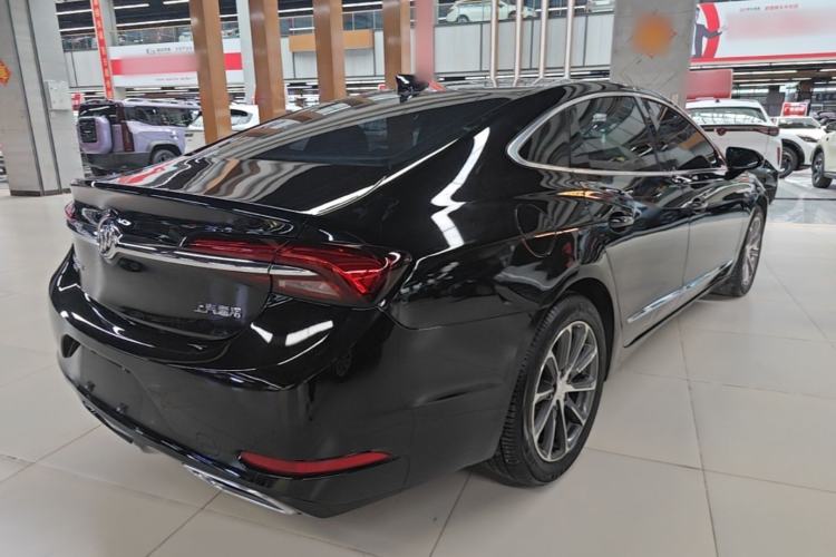 Used Buick LaCrosse 2022 652T Luxury Version Rear Right 45 Deg