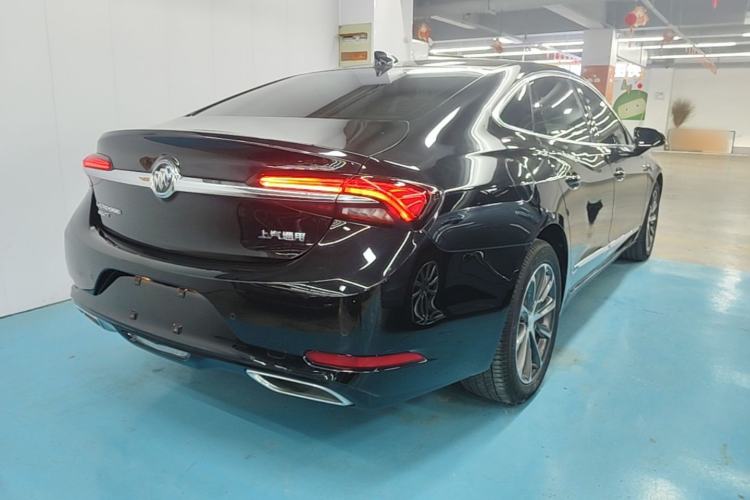 Used Buick LaCrosse 2022 652T Luxury Version Rear Right 45 Deg