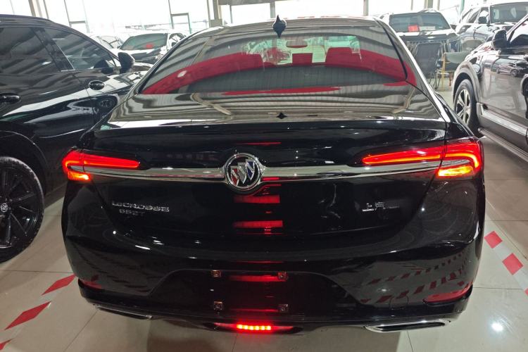 Used Buick LaCrosse 2022 652T Luxury Version Rear