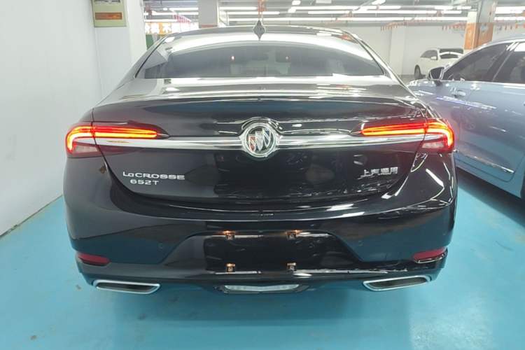 Used Buick LaCrosse 2022 652T Luxury Version Rear