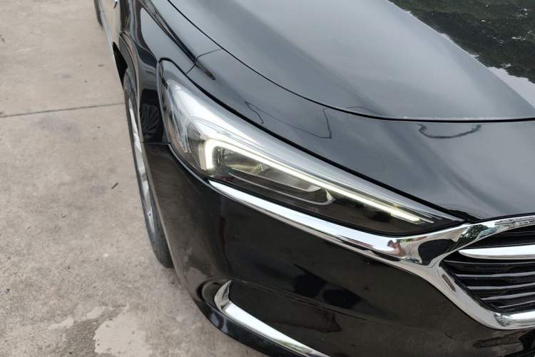 Used Buick LaCrosse 2022 552T Luxury Version Right Front Headlight