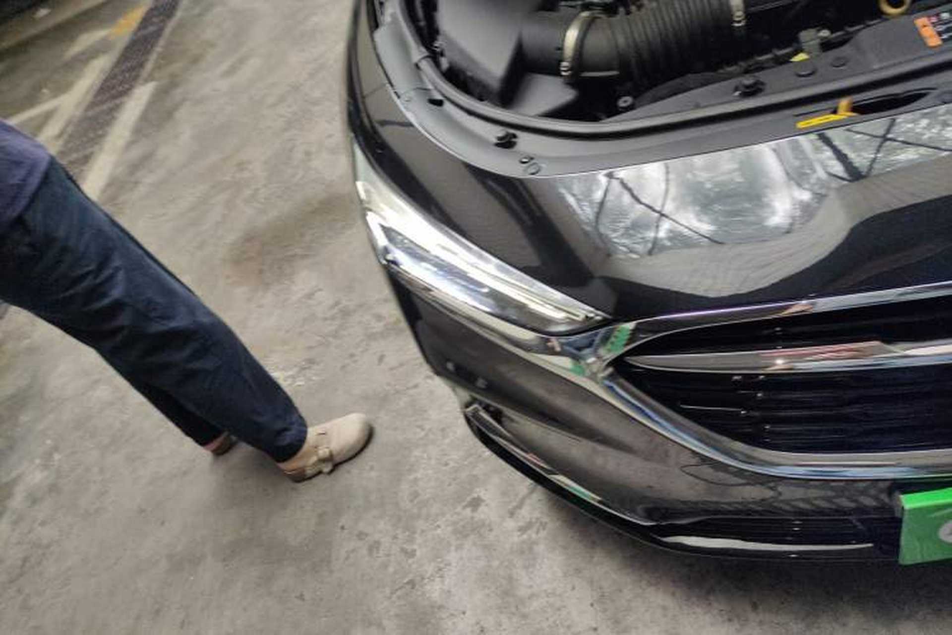 Used Buick LaCrosse 2022 652T Luxury Version Right Front Headlight
