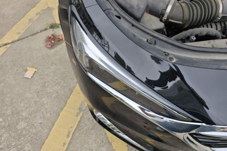 Used Buick LaCrosse 2022 652T Luxury Version Right Front Headlight