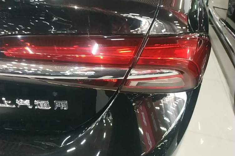 Used Buick LaCrosse 2022 Avenir Avia First Edition Right Rear Taillight
