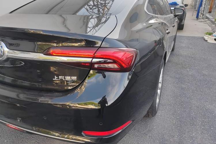 Used Buick LaCrosse 2022 552T Luxury Version Right Rear Taillight