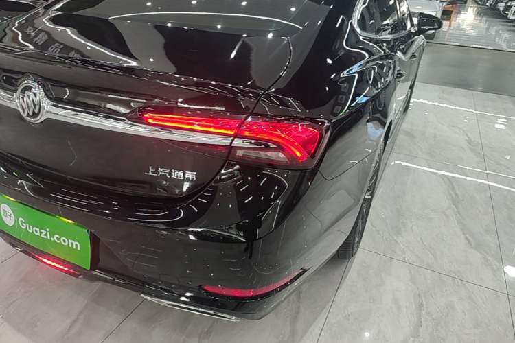 Used Buick LaCrosse 2022 652T Luxury Version Right Rear Taillight