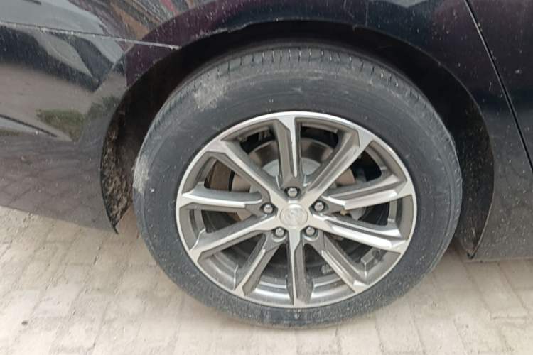 Used Buick LaCrosse 2022 652T Luxury Version Right Rear Wheel Hub