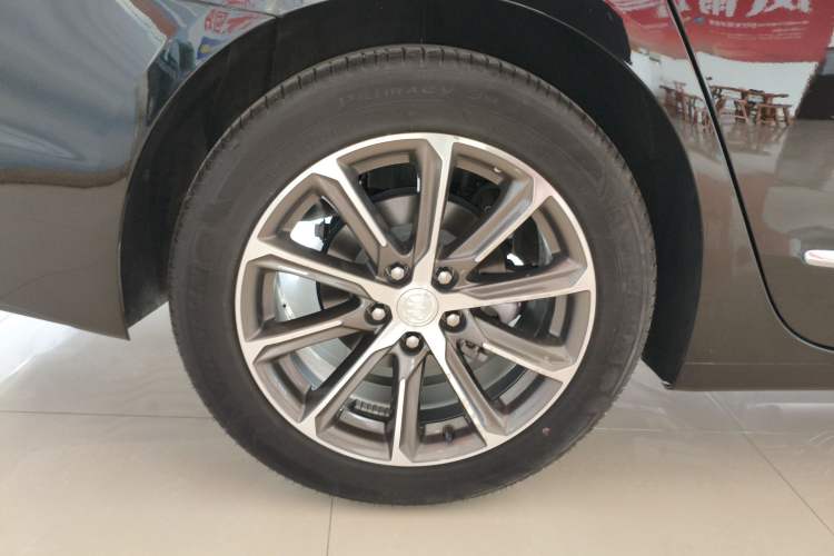 Used Buick LaCrosse 2022 652T Luxury Version Right Rear Wheel Hub