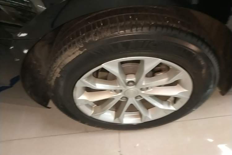 Used Buick LaCrosse 2022 552T Luxury Version Right Rear Wheel Hub
