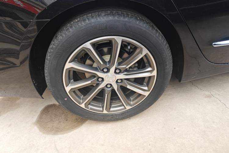 Used Buick LaCrosse 2022 652T Luxury Version Right Rear Wheel Hub