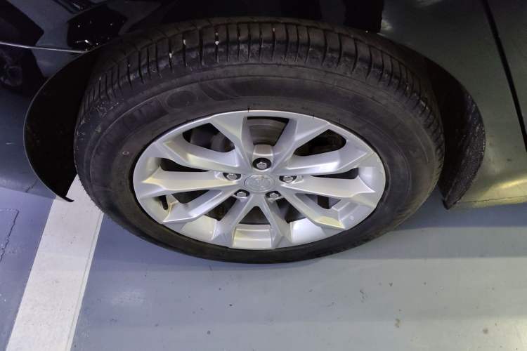 Used Buick LaCrosse 2022 552T Luxury Version Right Rear Wheel Hub