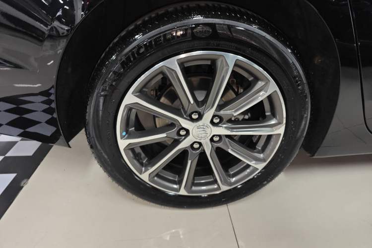 Used Buick LaCrosse 2022 652T Luxury Version Right Rear Wheel Hub