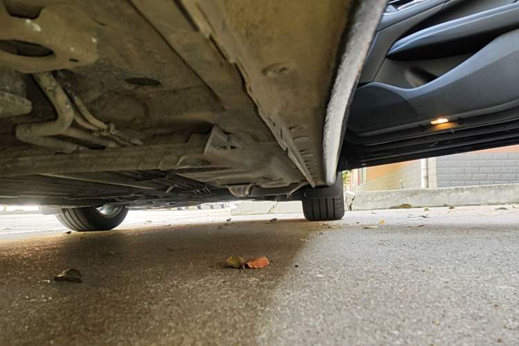 Used Buick LaCrosse 2022 652T Luxury Version Right Side Sill