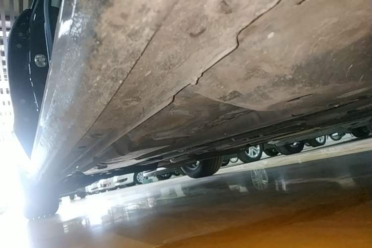 Used Buick LaCrosse 2022 552T Luxury Version Right Side Sill