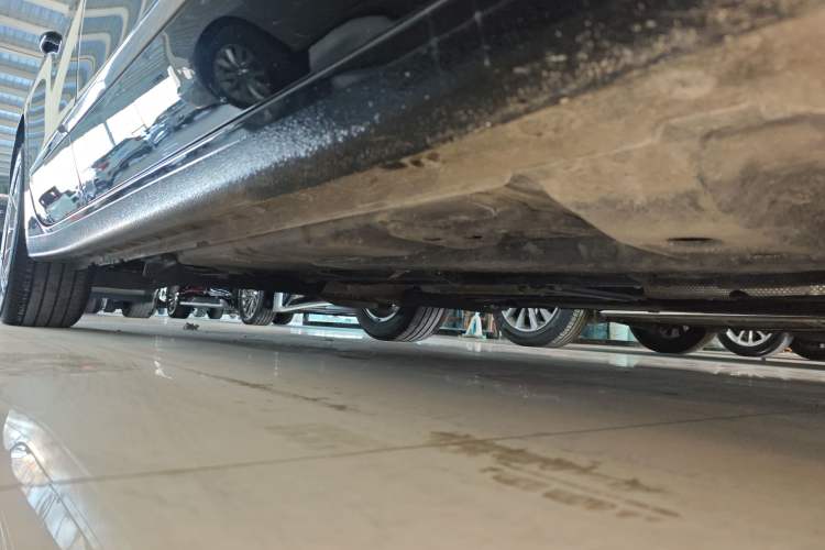 Used Buick LaCrosse 2022 552T Luxury Version Right Side Sill