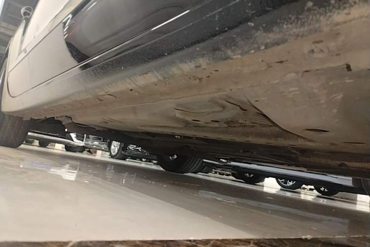 Used Buick LaCrosse 2022 552T Luxury Version Right Side Sill
