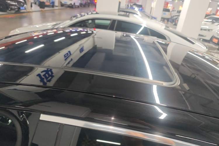 Used Buick LaCrosse 2022 652T Luxury Version Roof
