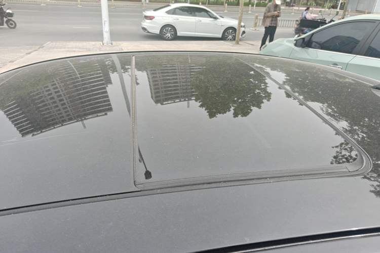Used Buick LaCrosse 2022 652T Luxury Version Roof