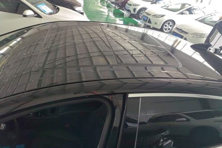 Used Buick LaCrosse 2022 652T Luxury Version Roof