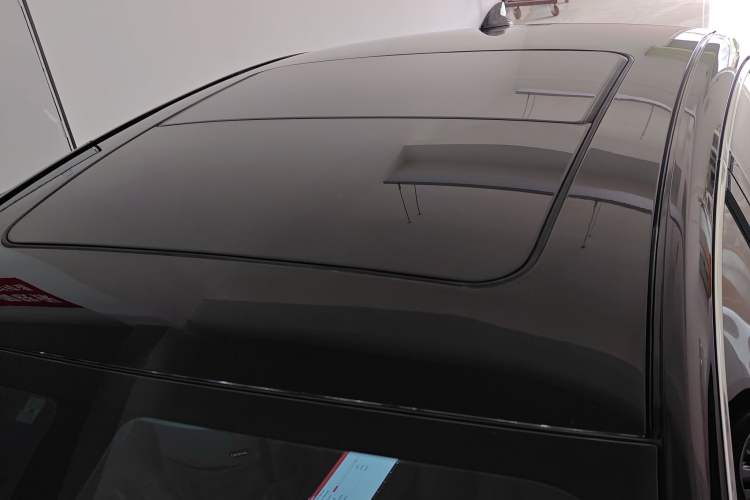 Used Buick LaCrosse 2022 652T Luxury Version Roof