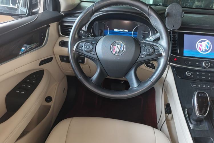 Used Buick LaCrosse 2022 Avenir Avia First Edition Steering Wheel